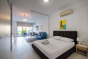 Soundproofing, iron/ironing board, free WiFi