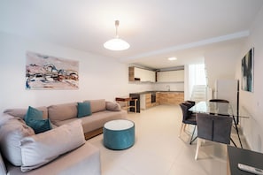 1 bedroom, soundproofing, iron/ironing board, free WiFi