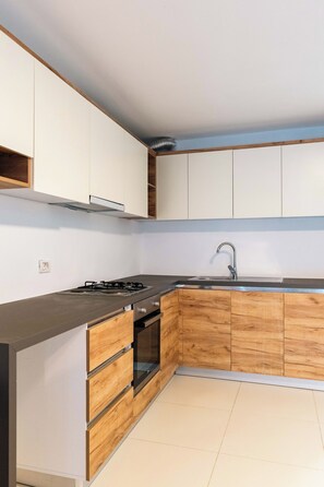 Soundproofing, iron/ironing board, free WiFi - Stone Beach Residence Adults Only Resort (Himarë)