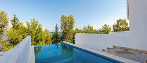 Suite with Private Pool