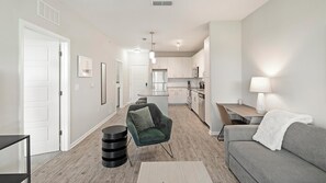 Smart TV - Landing | Chic 1BD, Clubhouse, Gym (Land O' Lakes)