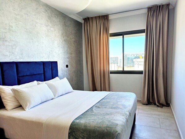 Apartment, 3 Bedrooms, Kitchen | Free cribs/infant beds, free WiFi, bed sheets, wheelchair access