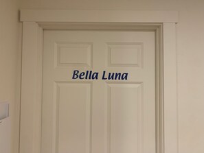 Interior - Downtown Friday Harbor! Newly Built! BL (Friday Harbor)