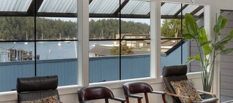 Downtown Friday Harbor! Newly Built! (Shogun)