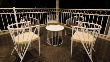 Deluxe-Zimmer, Bergblick | Blick vom Balkon