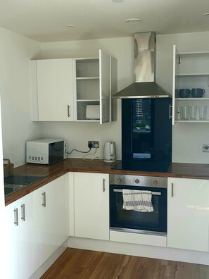 Apartment | Private kitchen - Salford Media City - 2 Bed Apartment (Salford)