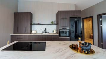 Standard Apartment | Private kitchen | Coffee/tea maker, electric kettle, toaster