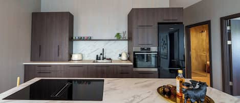 Standard Apartment | Private kitchen | Coffee/tea maker, electric kettle, toaster