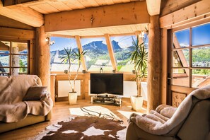 Exclusive Villa | 5 bilik tidur, seterika/papan seterika, Wi-fi percuma 