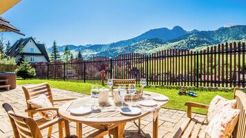 Exclusive Villa | Terrace/patio