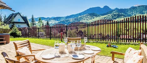 Exclusive Villa | Terrace/patio