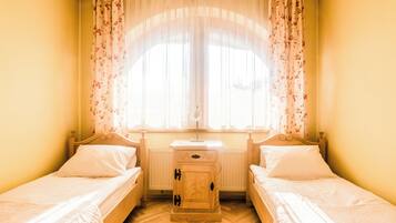 Exclusive Villa | 5 bedrooms, iron/ironing board, free WiFi