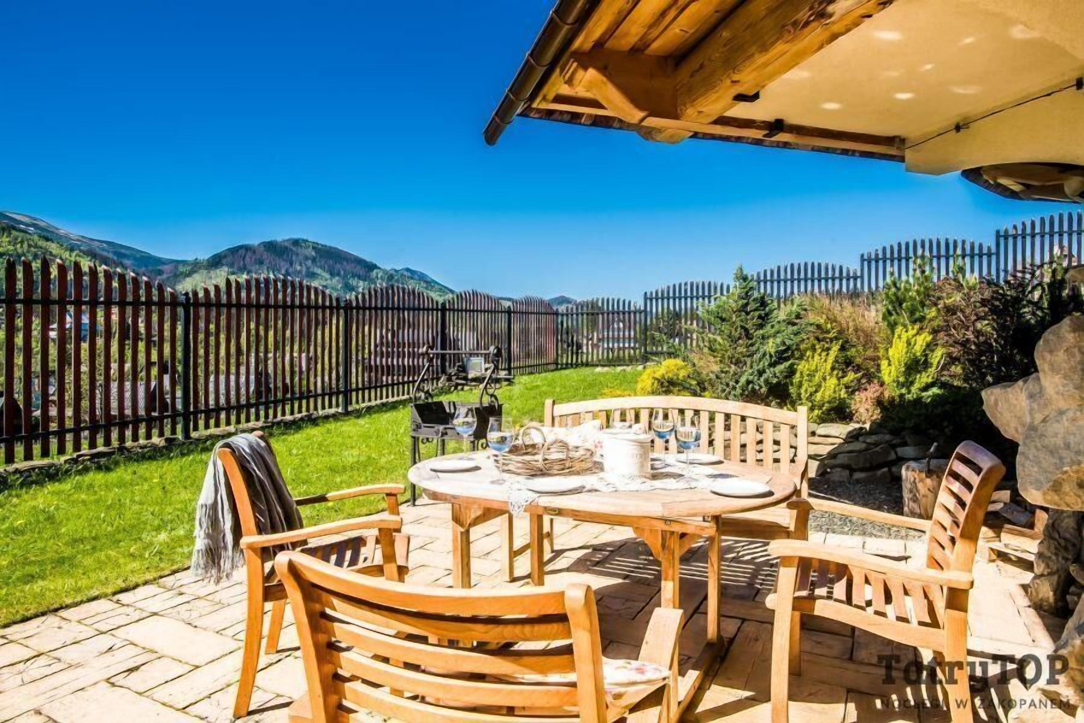 5 chambres, fer et planche à repasser, Wi-Fi gratuit