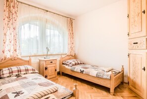 Exclusive Villa | 5 bedrooms, iron/ironing board, free WiFi - TatryTop Panorama Lux jacuzzi sauna (Koscielisko)