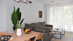 Huis, roken | 2 slaapkamers, geluiddichte muren