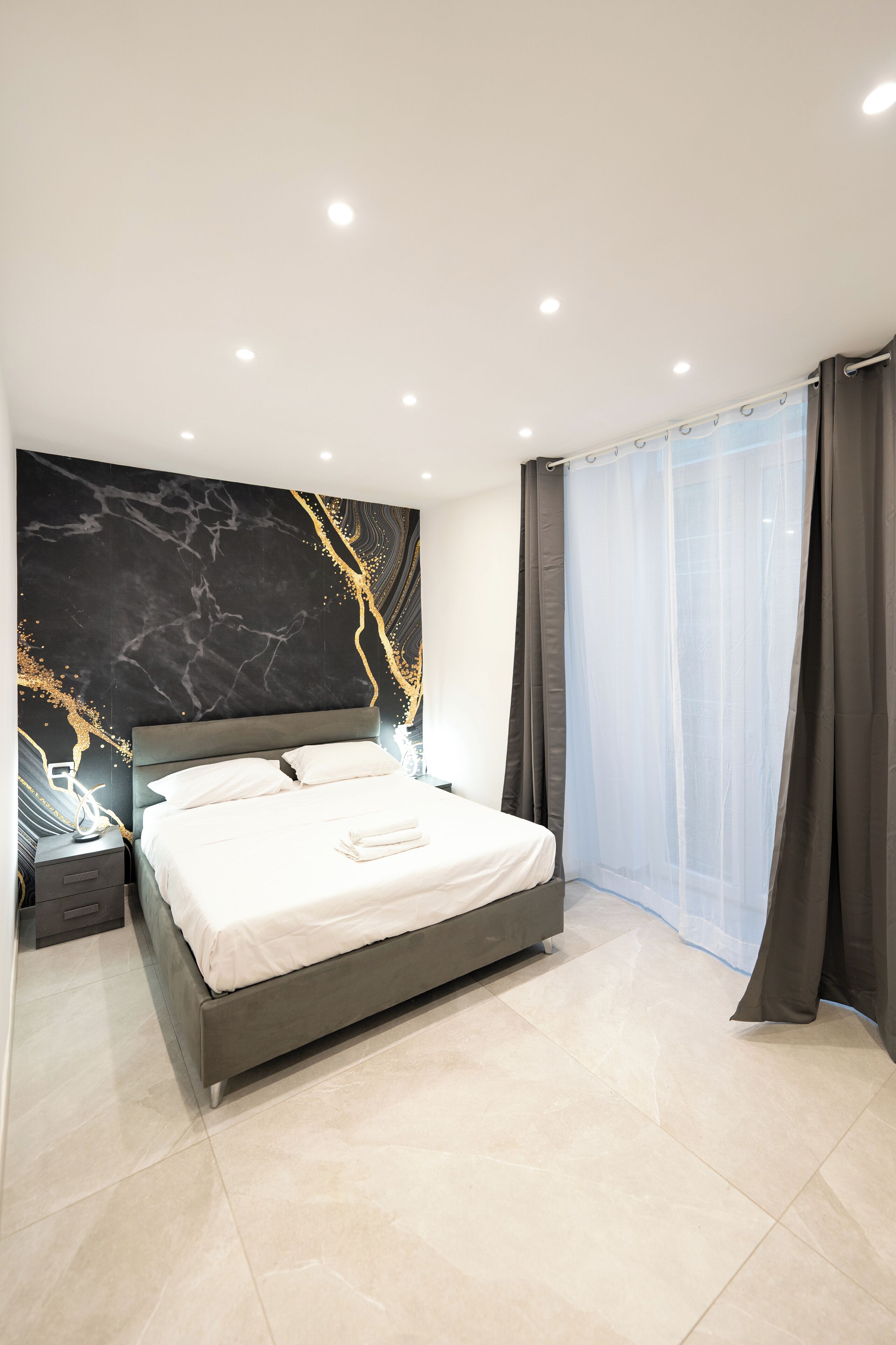 Luxury Room, 1 King Bed, Private Bathroom