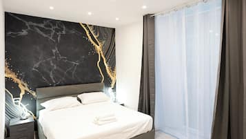 Luxury Room, 1 King Bed, Private Bathroom | Frette Italian sheets, premium bedding, memory-foam beds, minibar