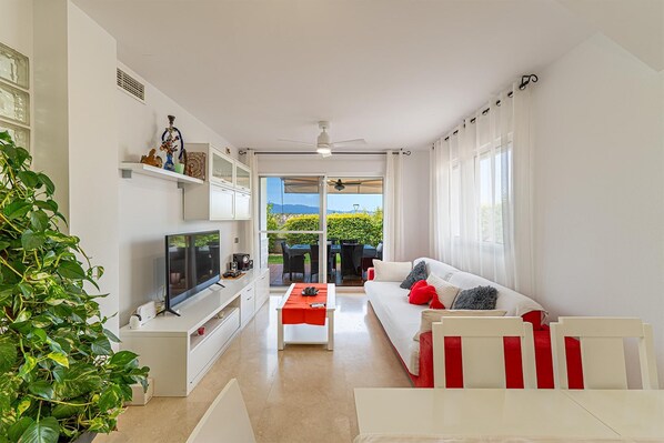 Villa | 3 soverom, strykejern/-brett, wi-fi (inkludert) og sengetøy