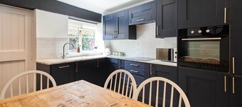 Host & Stay | Heather Cottage