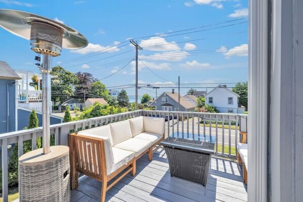 Property grounds - Tranquil Beach House unit 2 (West Haven)