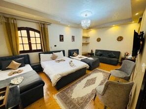 Seprai katun Mesir, seprai premium, minibar, dan brankas