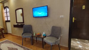 Room - Pyramids Kingdom  (Giza)