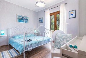 3 soverom, strykejern/-brett, wi-fi og sengetøy