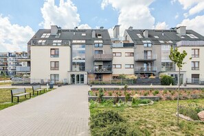 Front of property - Unique Apartment in Gdańsk by Renters (Gdansk)