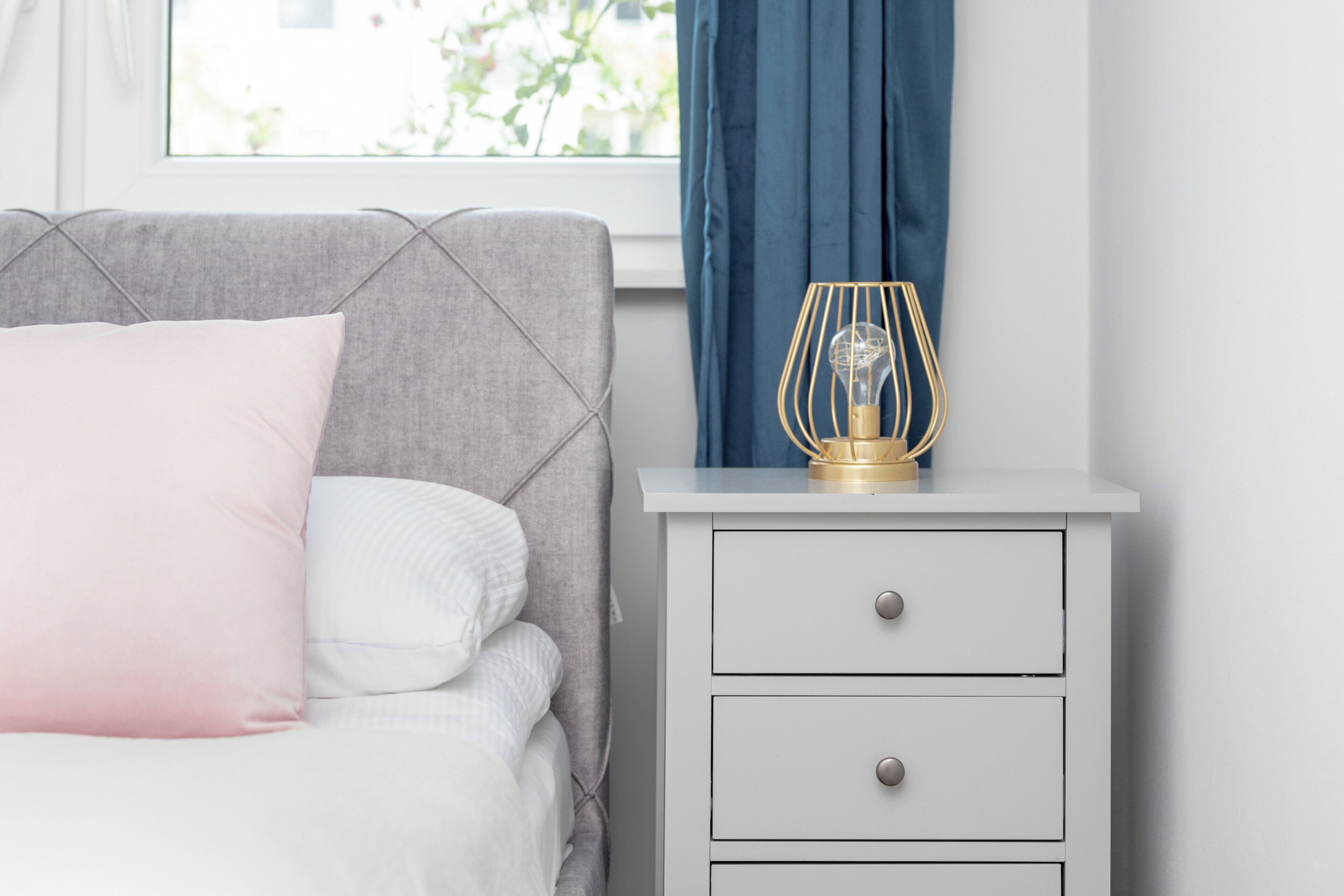 Apartment, 1 Bedroom, Balcony | 1 bedroom, desk, laptop workspace, bed sheets