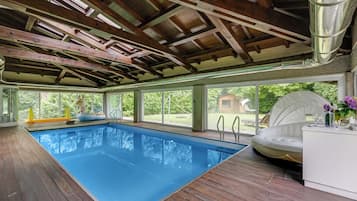 Biệt thự dành cho gia đình, nhiều phòng ngủ, cạnh núi (Il Gioiellino Pool and Sauna) | Hồ bơi | Hồ bơi trong nhà, hồ bơi ngoài trời phục vụ theo mùa