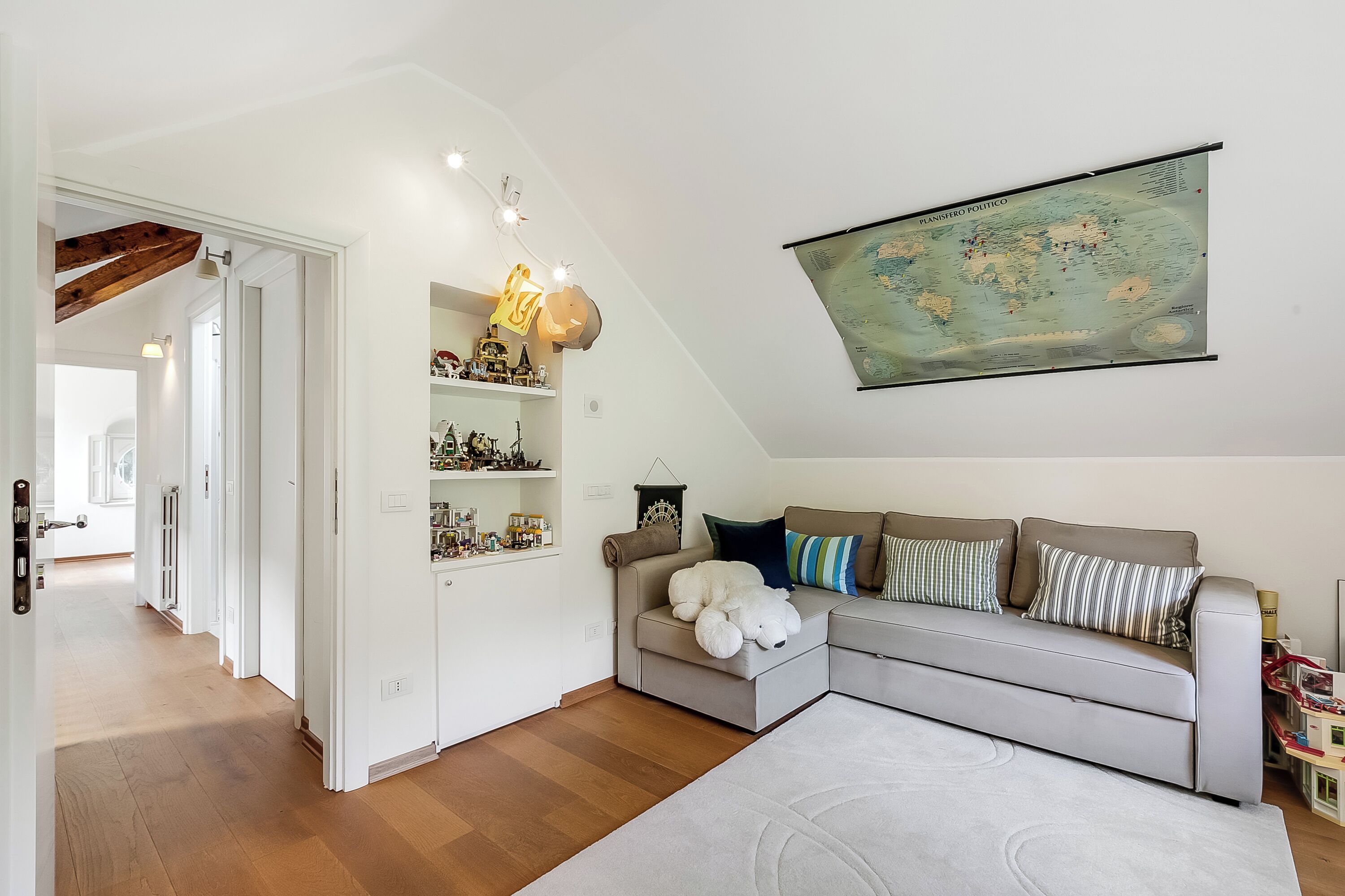 Familienvilla, Mehrere Schlafzimmer, Bergseite (Il Gioiellino Pool and Sauna) | Wohnbereich