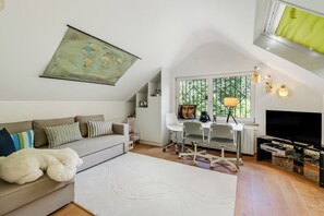 Family Villa, Multiple Bedrooms, Mountainside (Il Gioiellino Pool and Sauna) | Living area | Flat-screen TV, fireplace, stereo - Il Gioiellino Pool And Sauna (Gignese)