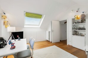 Family Villa, Multiple Bedrooms, Mountainside (Il Gioiellino Pool and Sauna) | Dining - Il Gioiellino Pool And Sauna (Gignese)