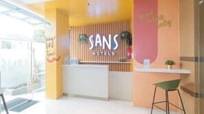 Reception - Sans Hotel at One JD Makati by RedDoorz (Makati)