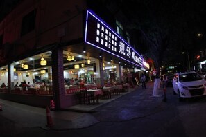 Restauration extérieure