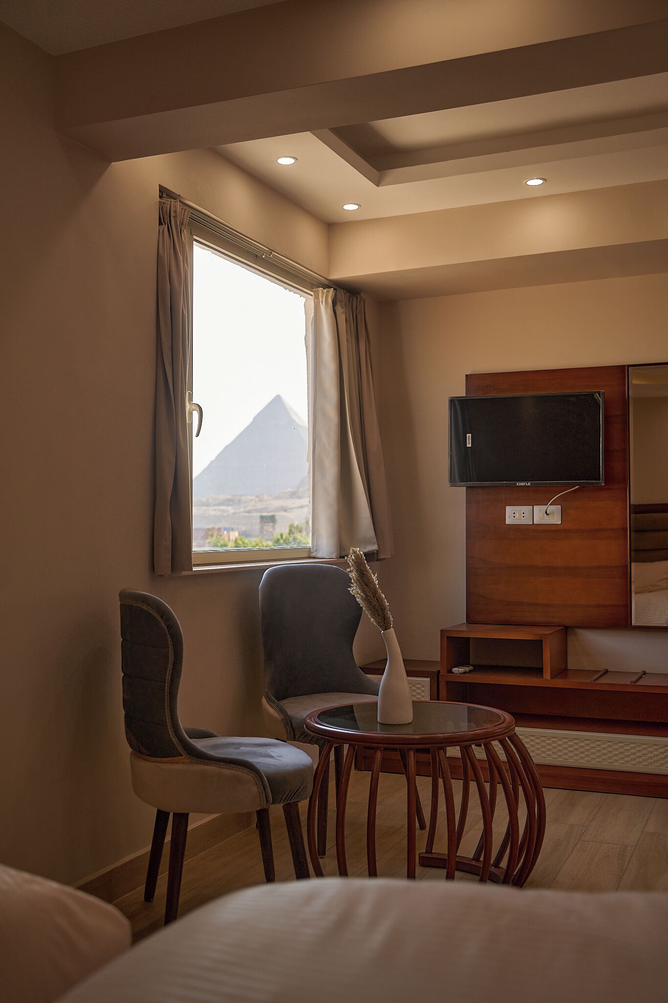 Foto - prestige pyramids INN