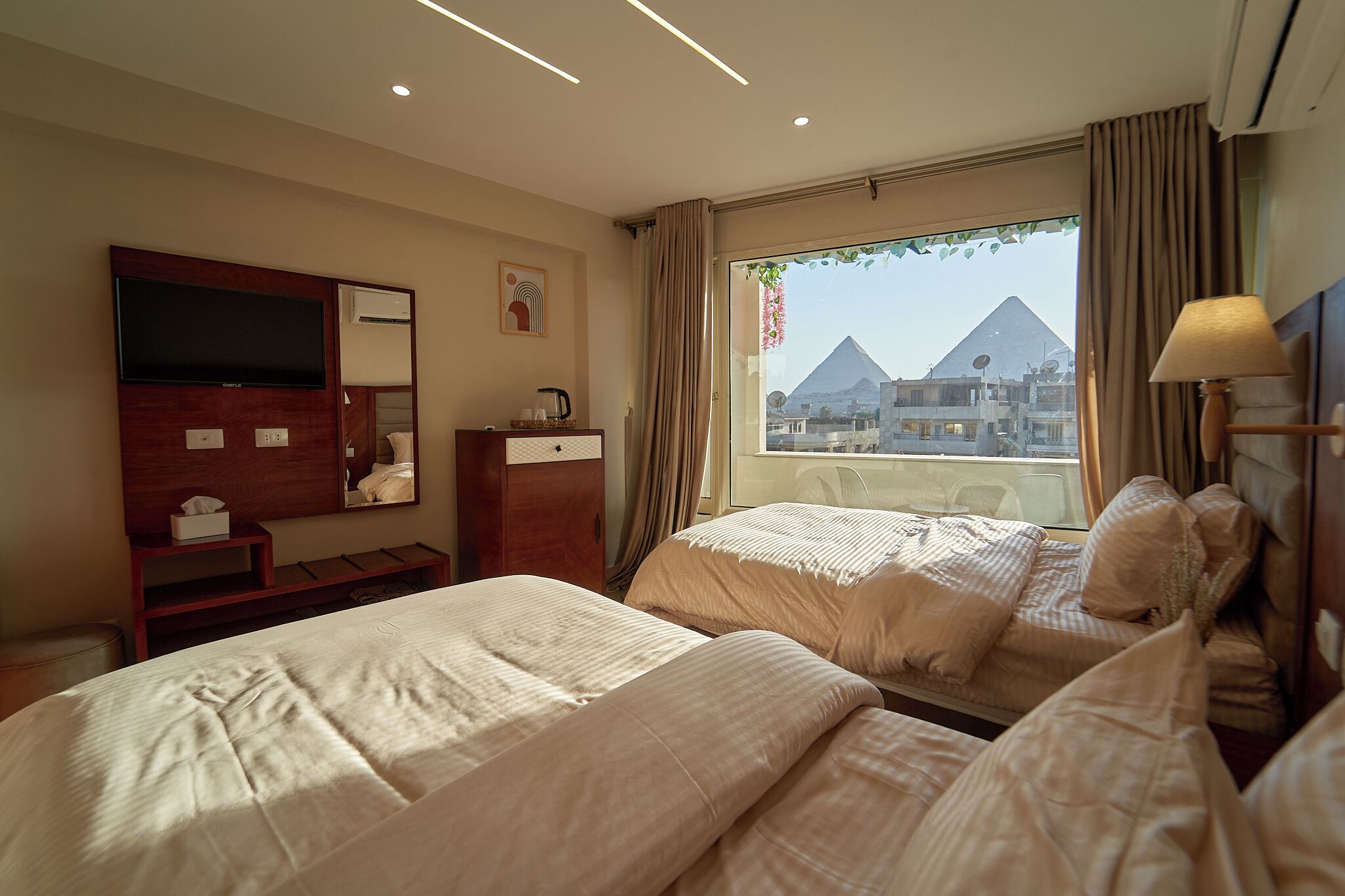 Foto - prestige pyramids INN