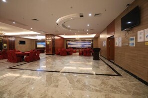 Restaurant - BI SHUI LAN TIAN GRAND HOTEL (Napo)