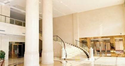 BI SHUI LAN TIAN GRAND HOTEL