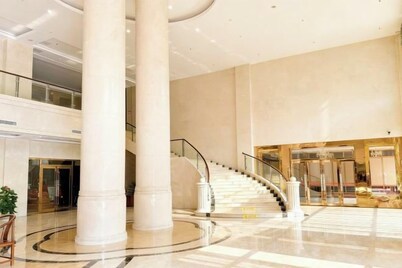 BI SHUI LAN TIAN GRAND HOTEL