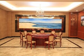 Restaurant - BI SHUI LAN TIAN GRAND HOTEL (Napo)