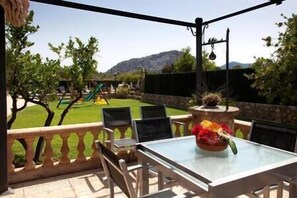 Outdoor dining - Villa Toni Mosca, Beautiful villa near Pollensa (Pollença)