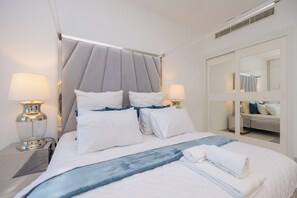 Deluxe Apartment, Balcony, Sea View | 1 bedroom, desk, iron/ironing board, free WiFi