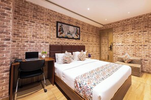 ห้องบิสซิเนส, ปลอดบุหรี่, ห้องน้ำส่วนตัว | 1 ห้องนอน, โต๊ะทำงาน, พื้นที่ทำงานแบบใช้แล็ปท็อป, เตารีด/โต๊ะรีดผ้า