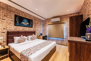 Business-Zimmer, Nichtraucher, eigenes Bad | 1 Schlafzimmer, Schreibtisch, laptopgeeigneter Arbeitsplatz