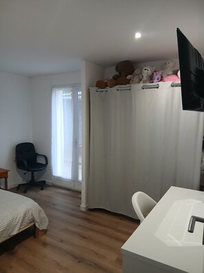3 Schlafzimmer, Bügeleisen/Bügelbrett, kostenloses WLAN, Bettwäsche