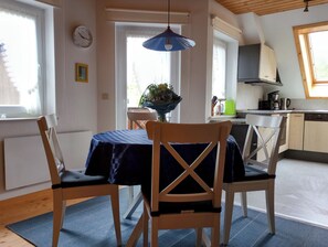 Fridge, stovetop, dishwasher, coffee/tea maker - Ferien bei Fechtig, 10 Min. vom Schluchsee Entfernt (Schluchsee-Schönenbach)