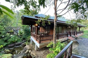 Unclassified image, 4 of 58, button - Khaopubpa Resort (Na Yong)