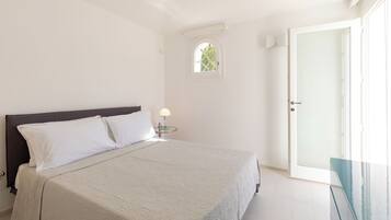 Deluxe Villa, 4 Bedrooms, Garden View | 4 bedrooms, iron/ironing board, free cribs/infant beds, bed sheets