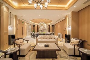 Interior - Chinese Entrepreneur International Conference Center (Chongqing)